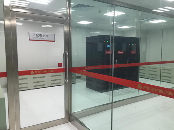 防静电地板分析为什么要铺设呢？